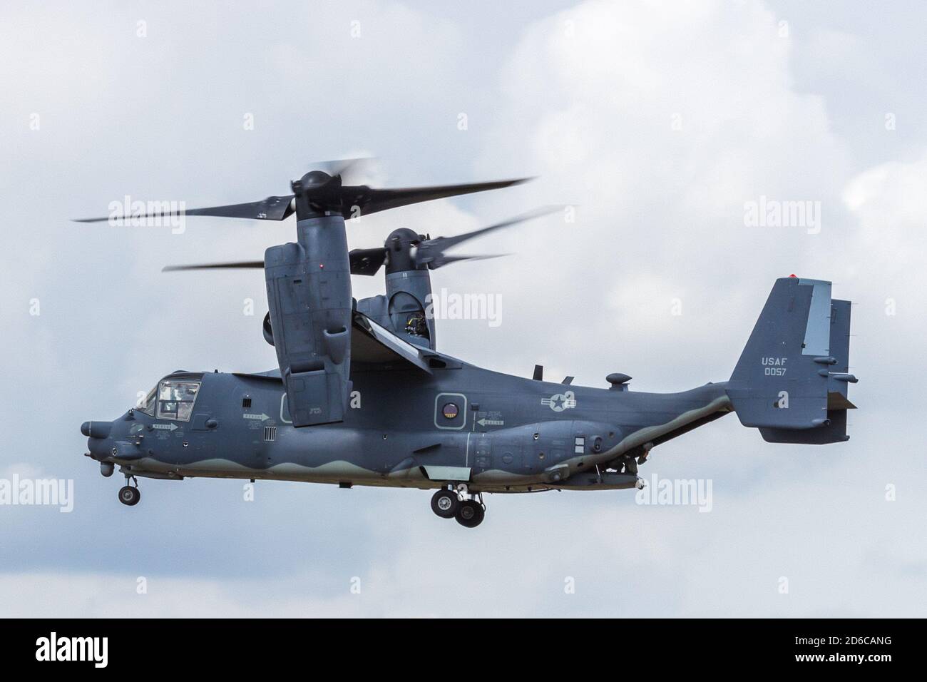Bell Boeing CV-22B Osprey ha visto qui al RAF Fairford durante la sua esposizione per la RIAT 2017 tenuta al RAF Fairford, Gloustersshire, Regno Unito. Foto Stock