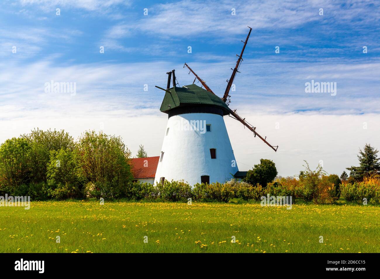Ledzin, storico mulino a vento olandese dalla fine del 19 ° secolo, Voivodato Pomeraniano occidentale, Polonia Foto Stock