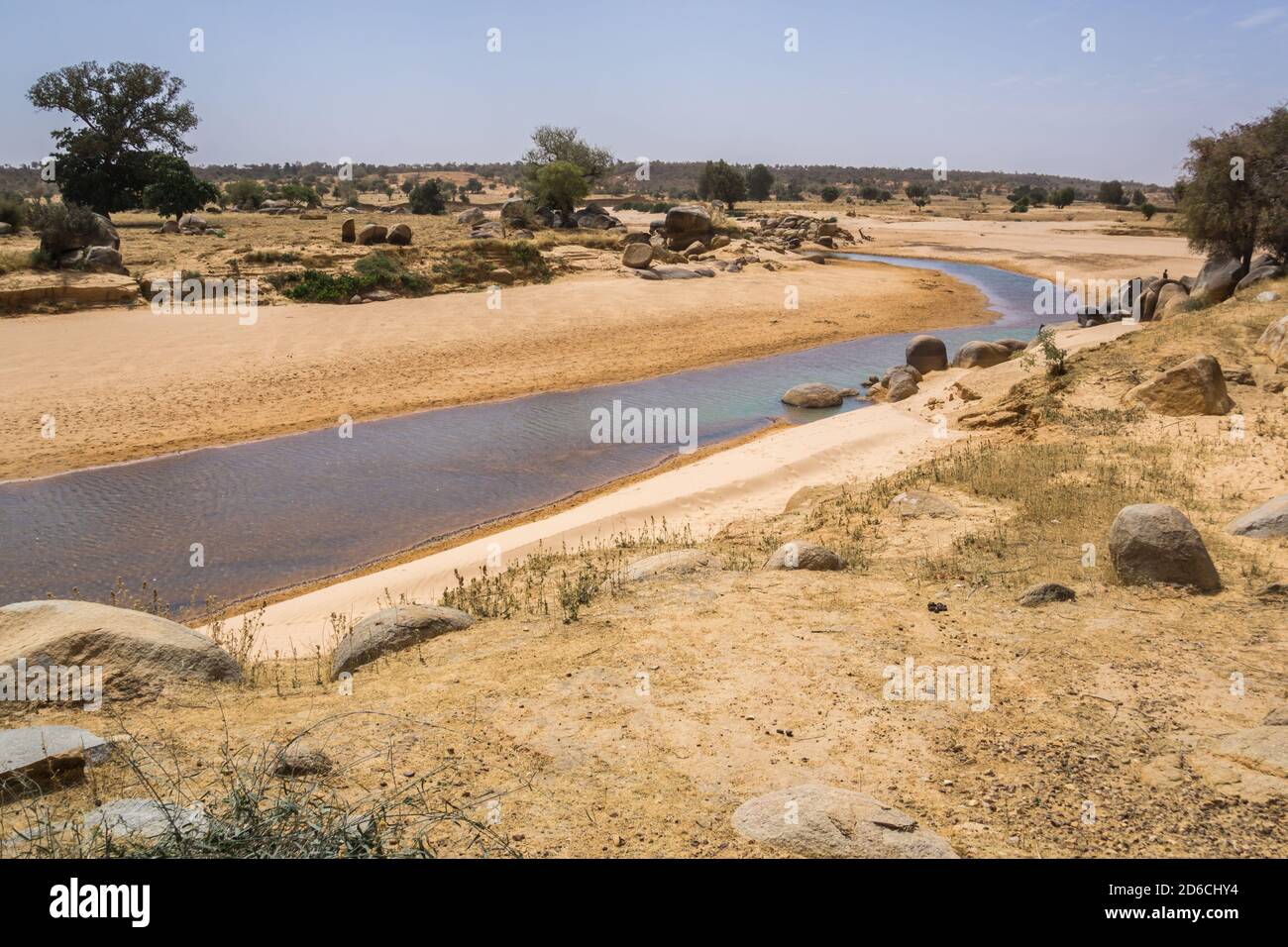 Asciugato fuori letto di fiume del fiume Niger, Niger, Africa occidentale Foto Stock