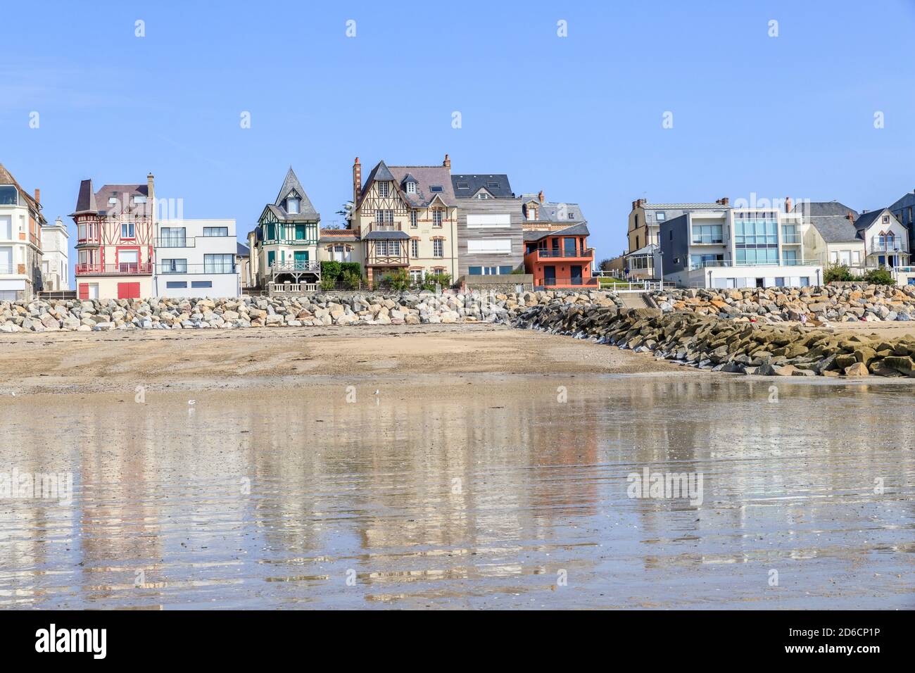 Francia, Manica, Cotentin, Agon Coutainville, stazione balneare di Coutainville, spiaggia, lungomare e ville // Francia, Manica (50), Cotentin, Agon-Coutain Foto Stock