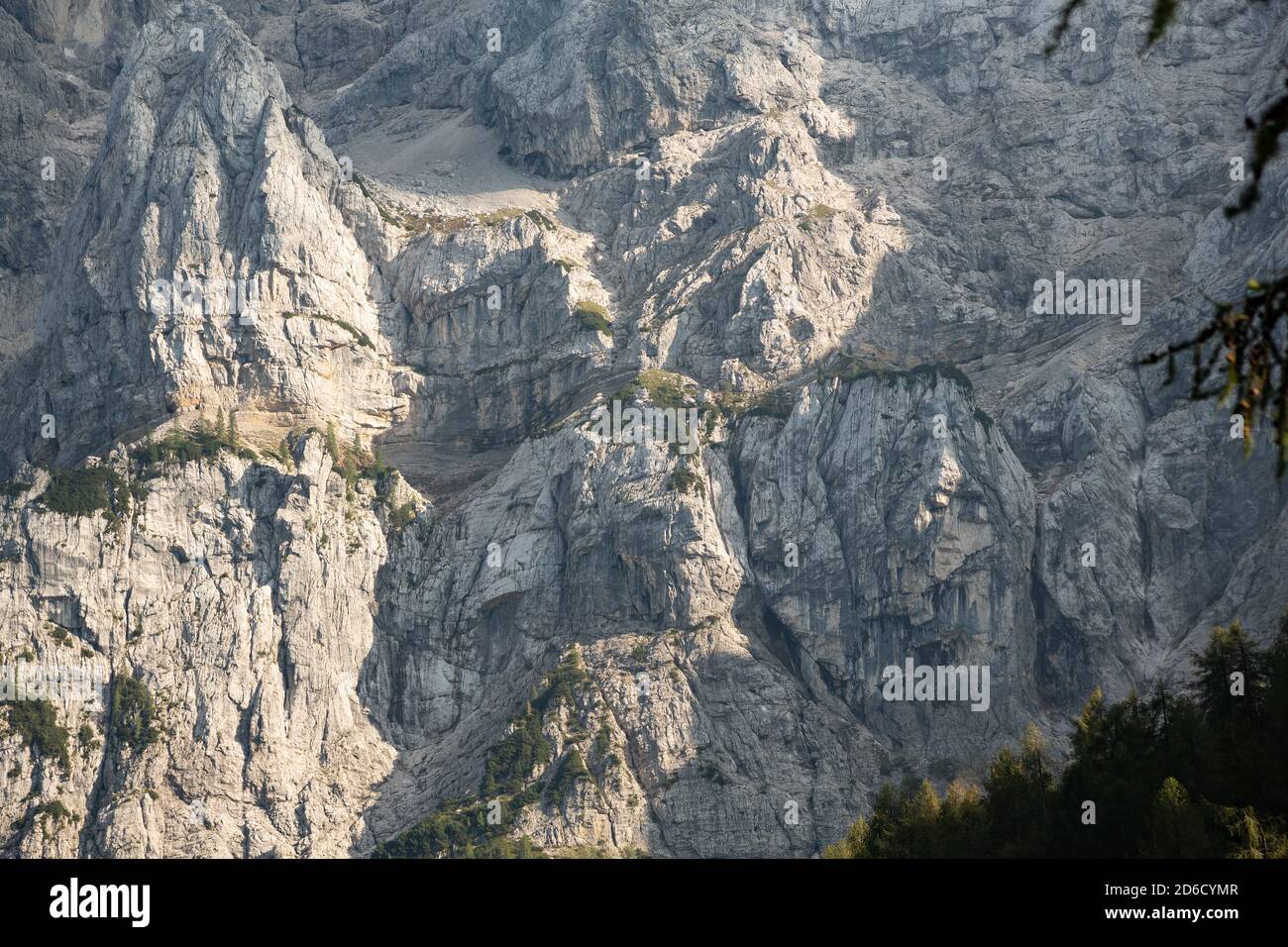 Ragazza pagana Ajdovska deklica roccia faccia in Prisank montagna, Slovenia Foto Stock