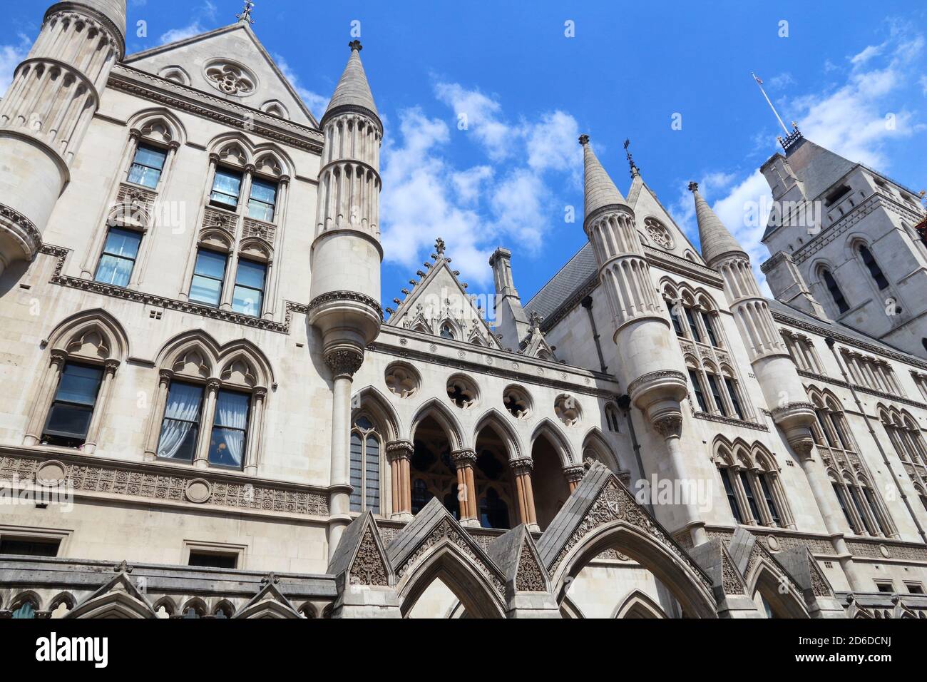 I Royal Courts of Justice di Londra, Regno Unito. Londra punto di riferimento. Foto Stock