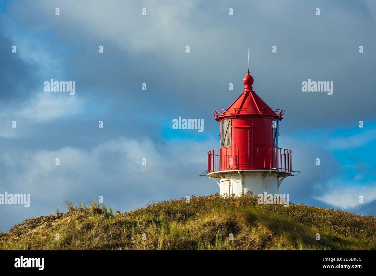 Faro a Norddorf, sull'isola del Mare del Nord di Amrum, Germania. Foto Stock