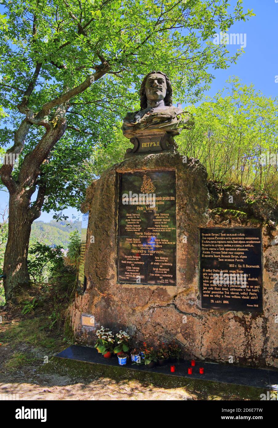 Monumento di Tsar Pietro il Grande, Karlovy Vary, Triangolo delle Terme, Boemia, Repubblica Ceca Foto Stock