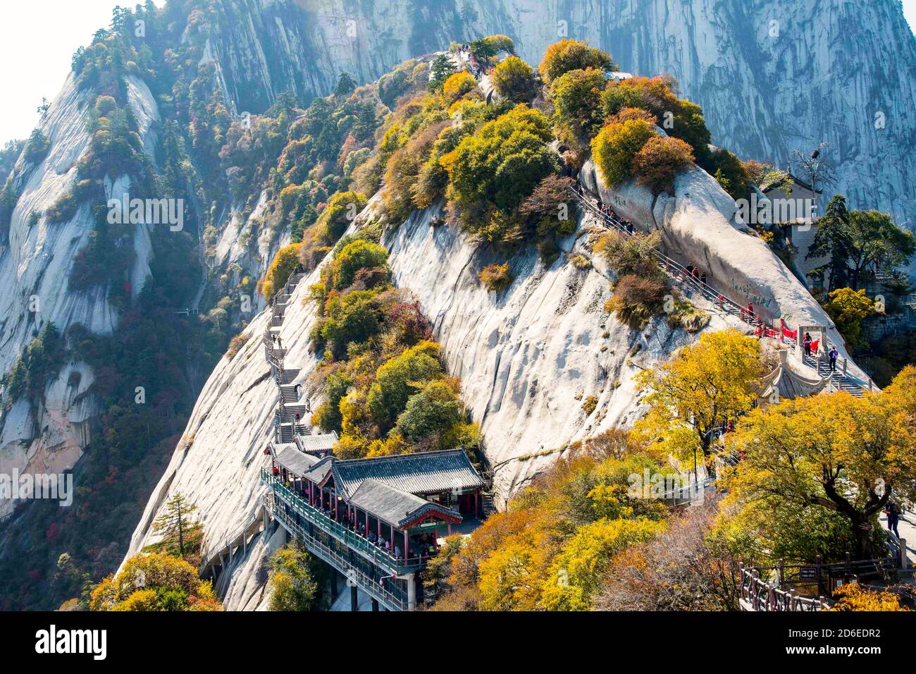 Hua Shan (Monte Hua), una delle cinque montagne sacre della Cina. Provincia di Shaanxi Foto Stock