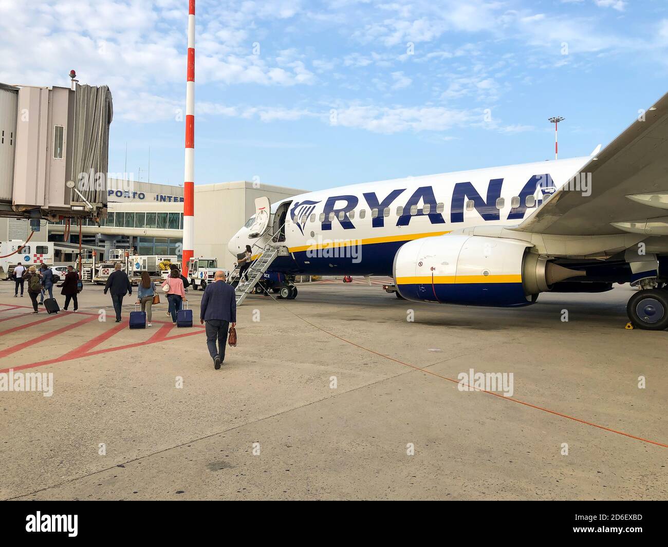 Palermo, Italia - 23 settembre 2020: Boeing velivoli della compagnia aerea low cost Ryanair nell'aeroporto Falcone Borsellino di Palermo, Punta Raisi, Sicil Foto Stock