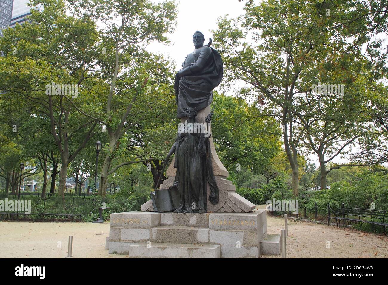 Statua di Giovanni da Verrazzano a Battery Park, Lower Manhattan, di Ettore Ximenes, New York, NY, USA Foto Stock