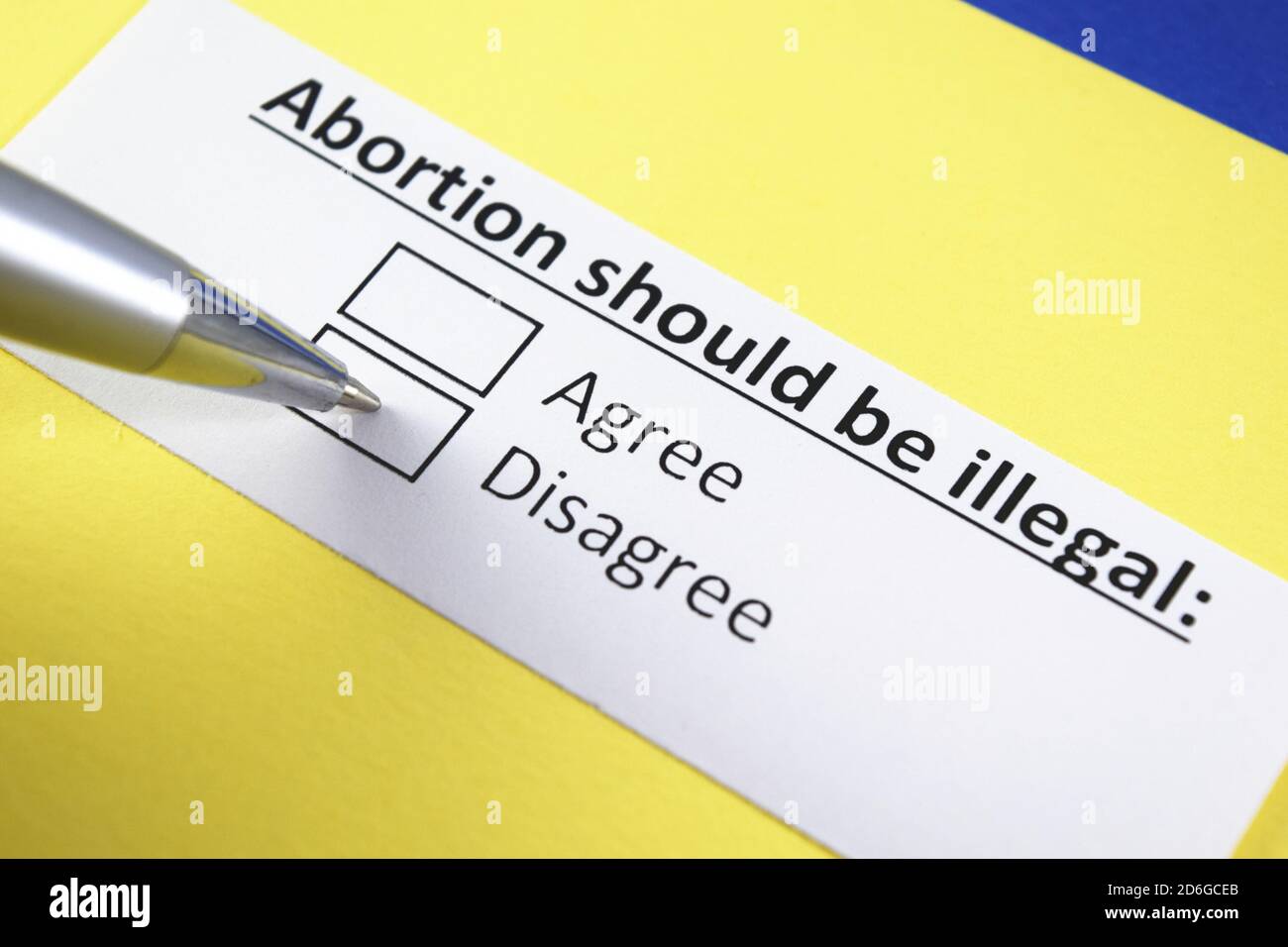 L'aborto dovrebbe essere illegale: D'accordo o in disaccordo? Foto Stock
