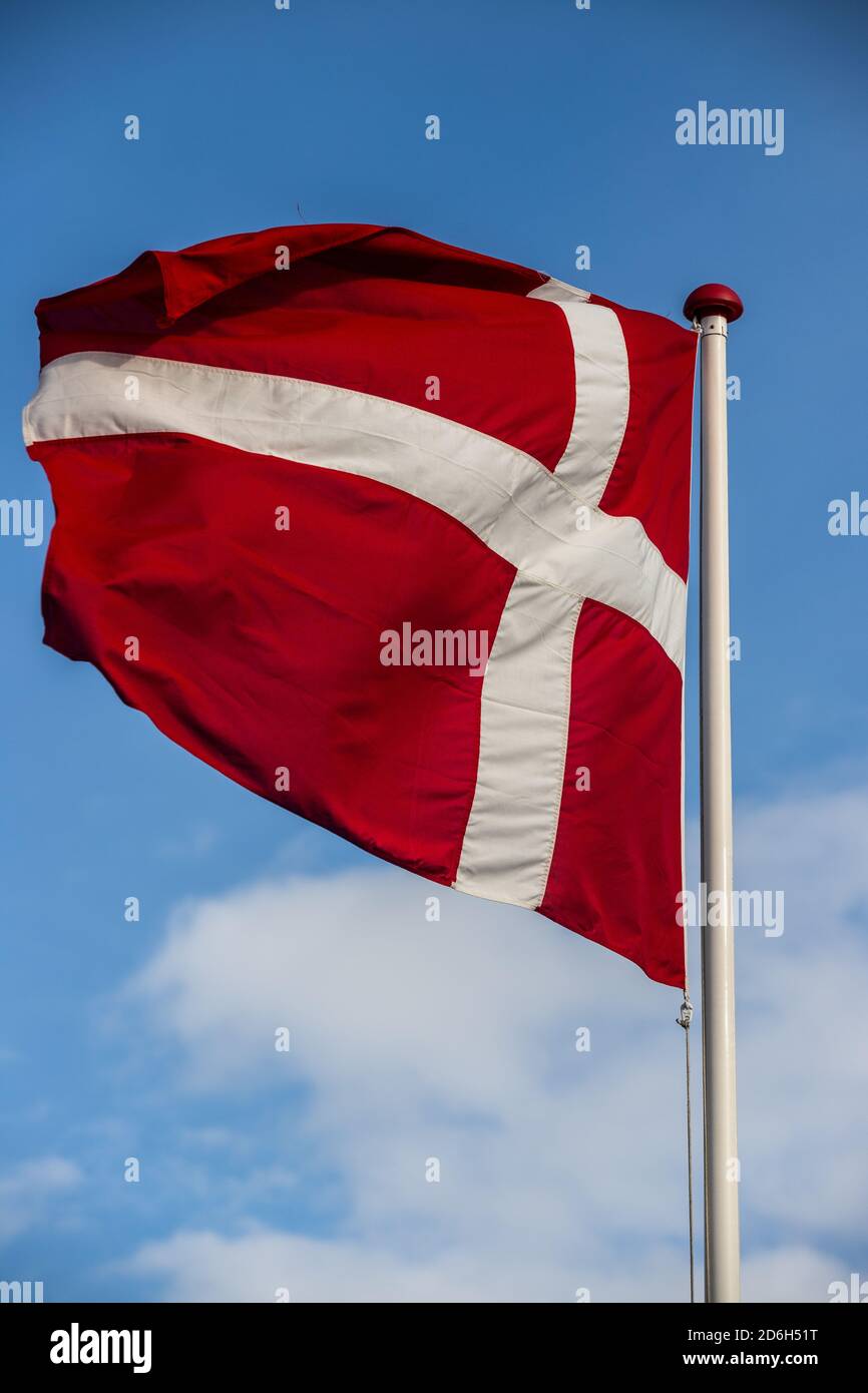 Pennant danese in cielo blu Foto Stock