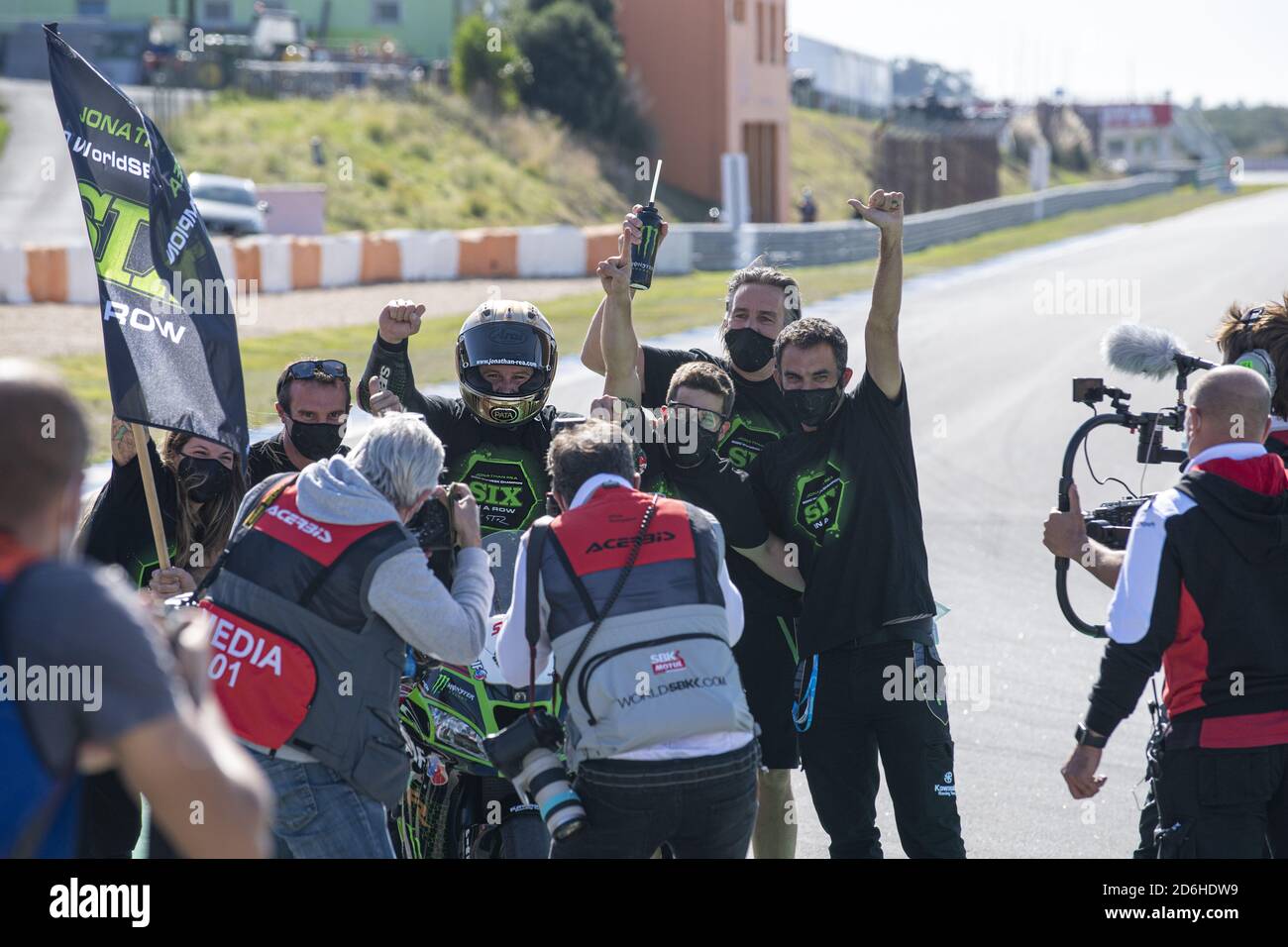 estoril, portogallo, Italia, 17 Ott 2020, N° 1 Jonathan Rea GBR Kawasaki Zx-10RR Kawasaki Racing Team WorldSBK si aggiudica il sesto titolo mondiale Superbike durante il round 8 di Pirelli Estoril Round Race1, World Superbike - SBK - Credit: LM/otto Moretti/Alamy Live News Foto Stock