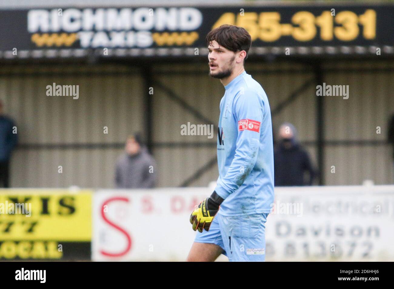 Newcastle upon Tyne, Regno Unito. 17 Ott 2020. Shaun Rowley (Matlock Town 1) durante la partita della Northern Premier League tra South Shields e Matlock Town al Mariners Park a South Shields Will Matthews/SPP Credit: SPP Sport Press Photo. /Alamy Live News Foto Stock