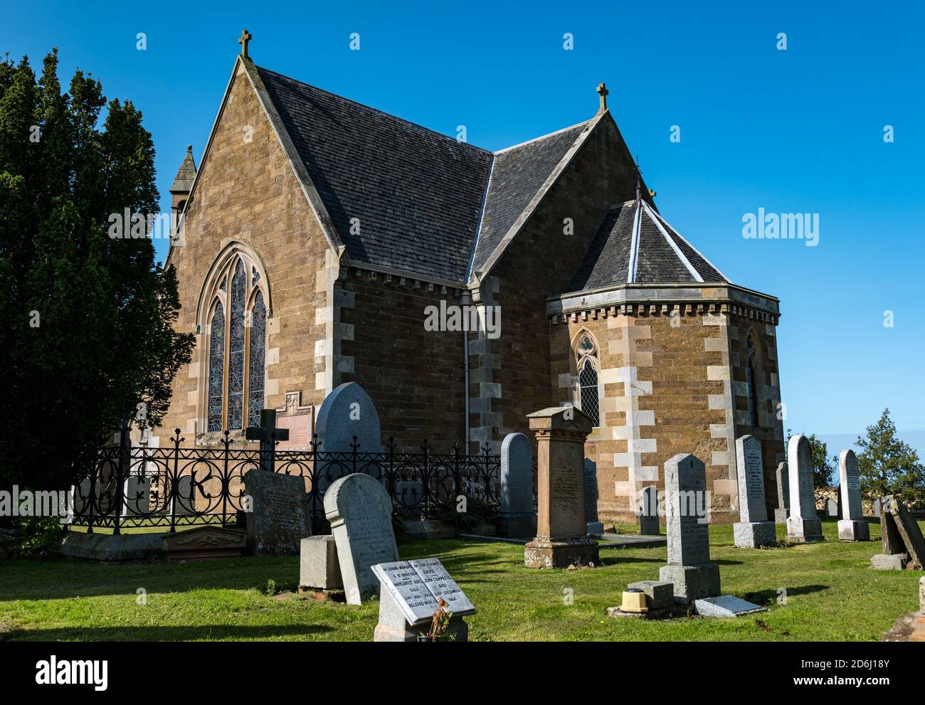 Chiesa parrocchiale e cimitero del 18 ° secolo, Athelstaneford villaggio chiesa, East Lothian, Scozia, Regno Unito Foto Stock