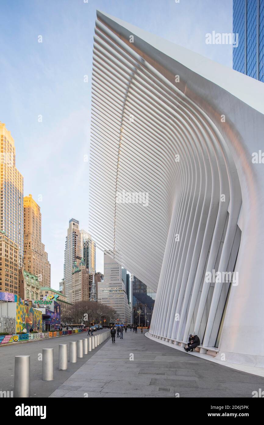 Stazione della metropolitana World Trade Center, architetto Santiago Calatrava, architettura, traffico, transito, edifici, grattacieli, grattacieli, Ground Zero Foto Stock