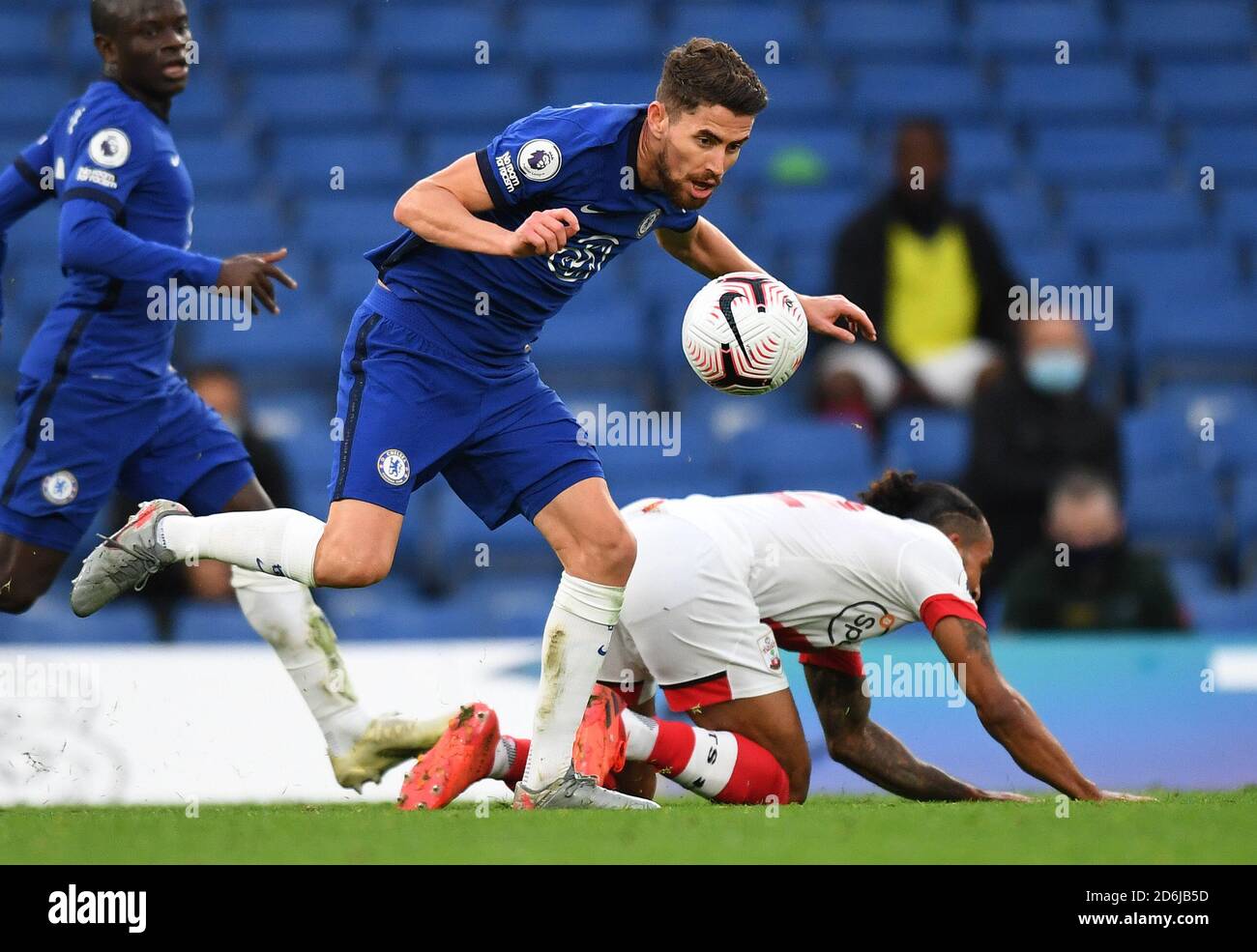 Londra, Inghilterra, 17 Ott 2020 Jorginho Chelsea v Southampton. Premier League. Credito : Mark Pain / Alamy Live News Foto Stock