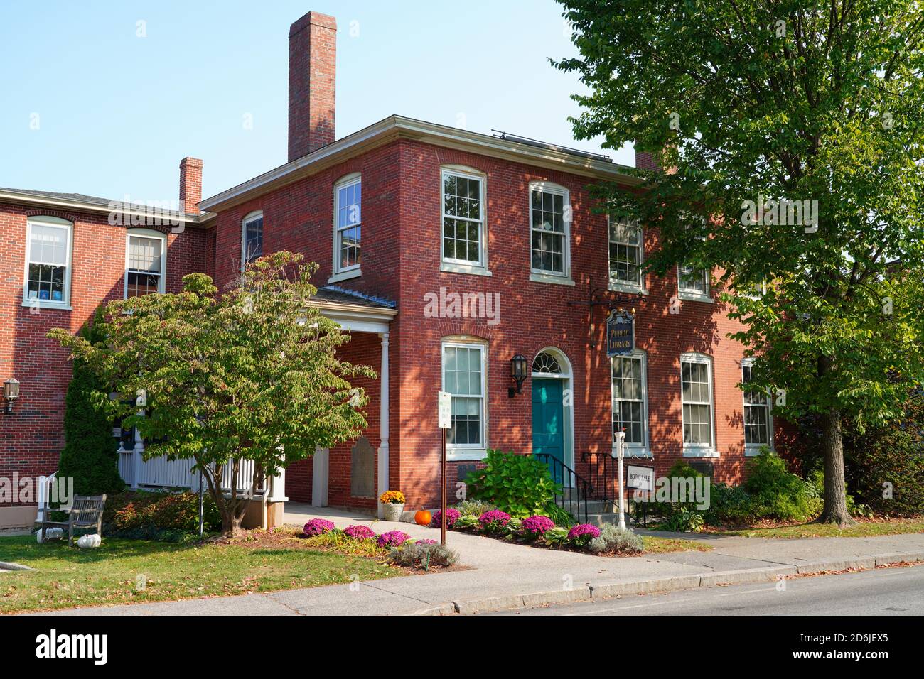 KENNEBUNKPORT, ME -10 OTT 2020- Vista di edifici a Kennebunkport, una città costiera nella contea di York, Maine, Stati Uniti. Foto Stock