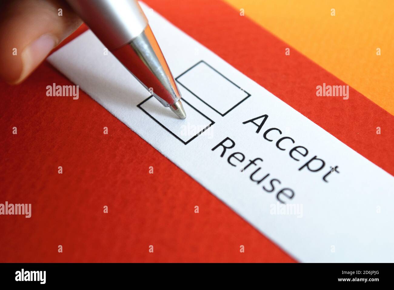 Accettare o rifiutare? Rifiuta. Foto Stock