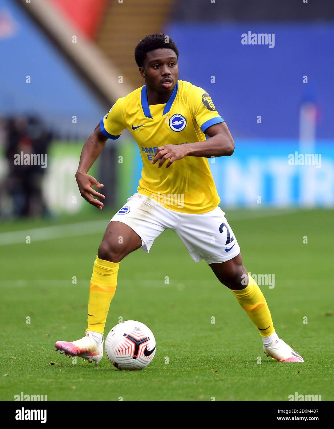 Brighton e Hove Albion's Tariq Lamptey durante la partita della Premier League a Selhurst Park, Londra. Foto Stock