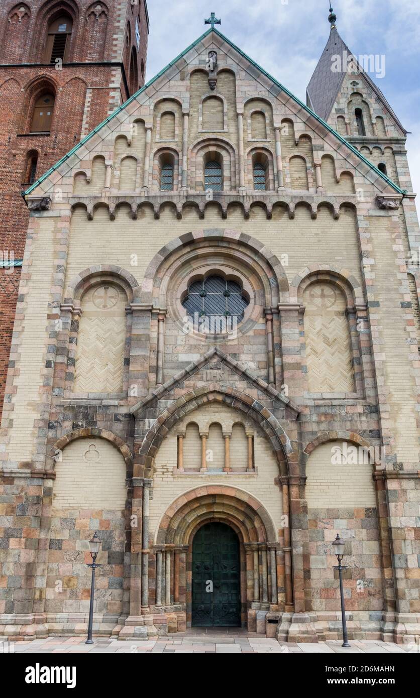 Facciata anteriore della storica cattedrale di Ribe, Danimarca Foto Stock