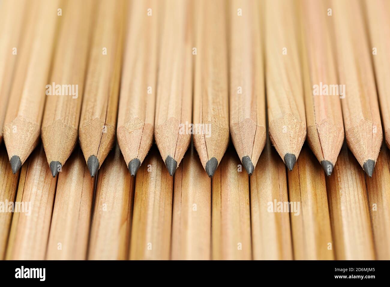 matite affilate in fila Foto Stock