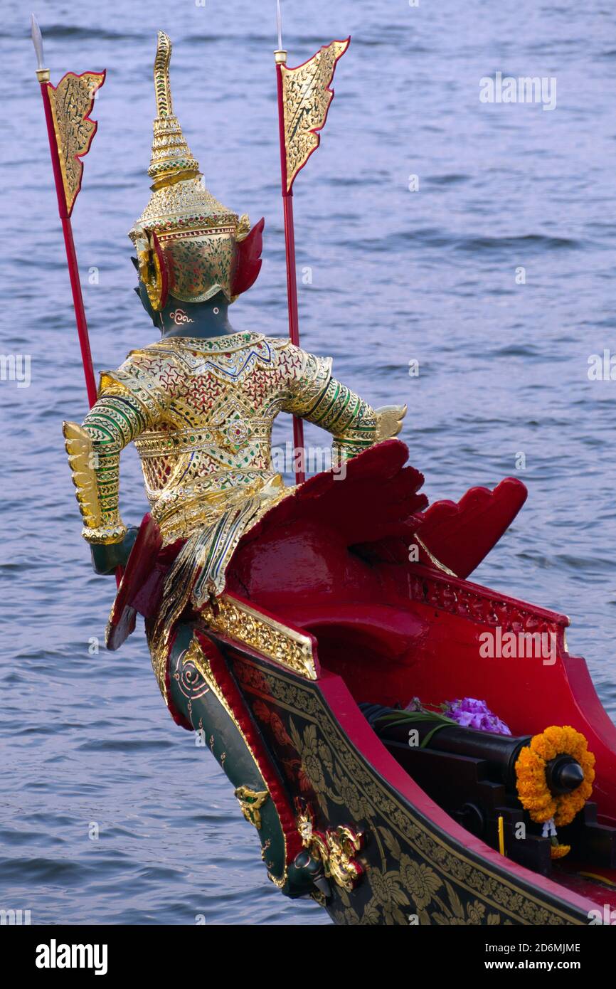 Royal Barge Procession, fiume Chao Phya, Bangkok, Thailandia Foto Stock