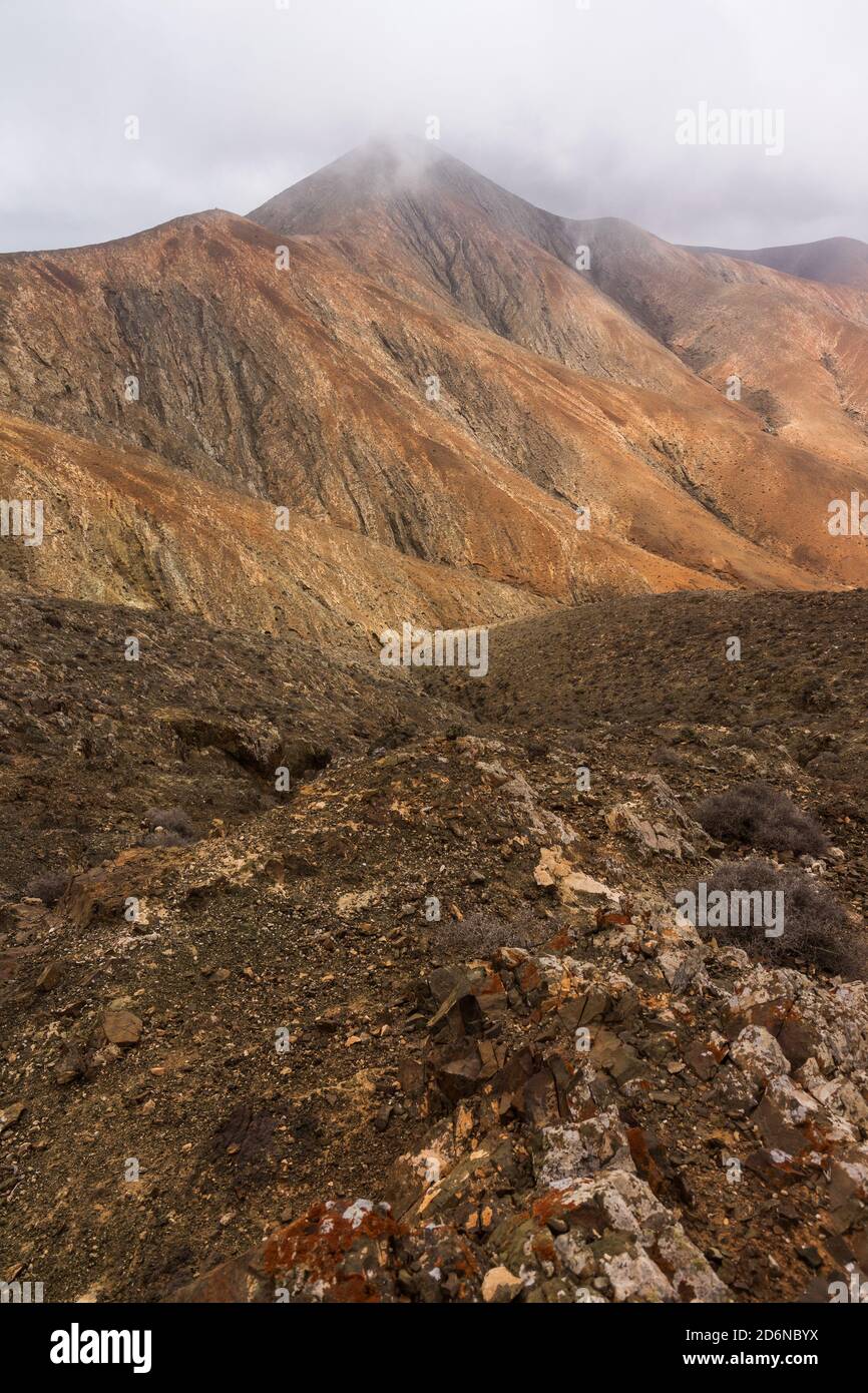 Panorama montano dal punto di vista astronomico Sicasumbre (Mirador Astronomico De Sica Sumbre). Fuerteventura. Isole Canarie. Spagna. Foto Stock