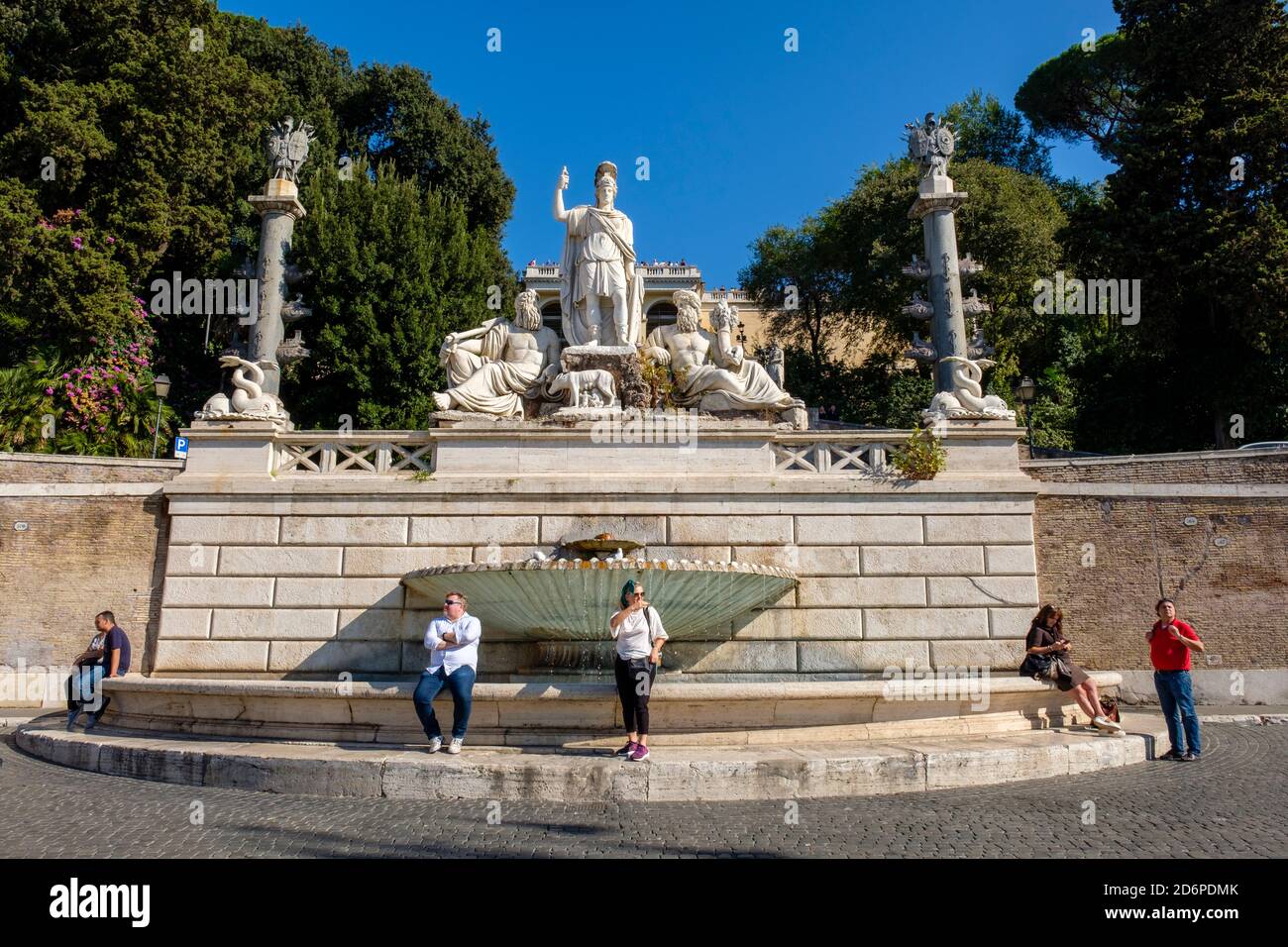 Fontana della Dea Roma, Fontana della Dea Roma, di Giovanni Ceccarini, Terrazza del Pincio, Piazza del Popolo, Roma, Italia Foto Stock