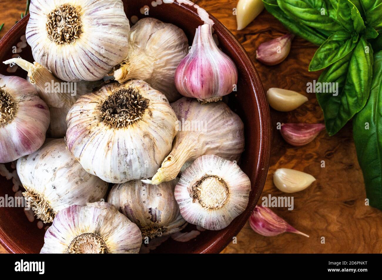 aglio morbido al collo per cucinare Foto Stock