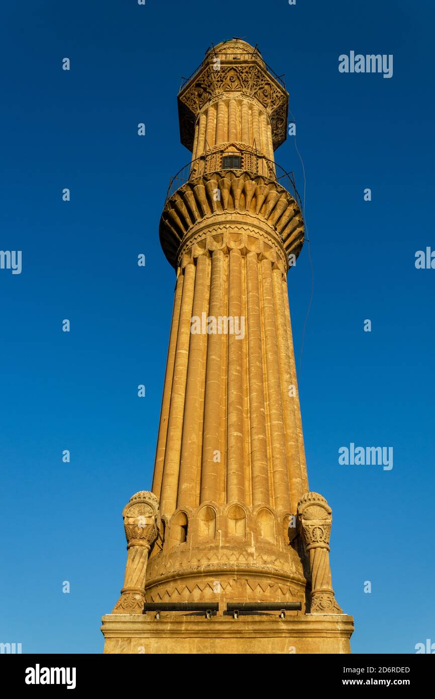 Minareto della moschea di Sehidiye. Mardin, Turchia Foto Stock