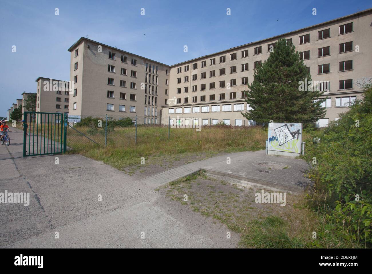 Complesso edilizio Colosso di Prora sull'isola di Ruegen, Germania, Meclemburgo-Pomerania occidentale, Ruegen Foto Stock