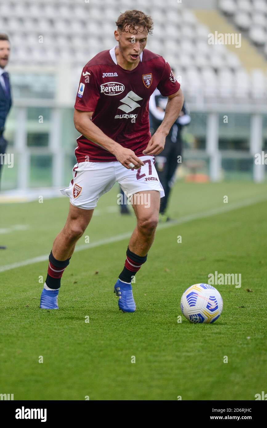 Mergim Vojvoda del Torino FC durante la Serie A Football Match Torino FC vs Cagliari. Cagliari ha vinto nel 2-3 il Torino FC all'Olympic Grande Torino Stadium Foto Stock