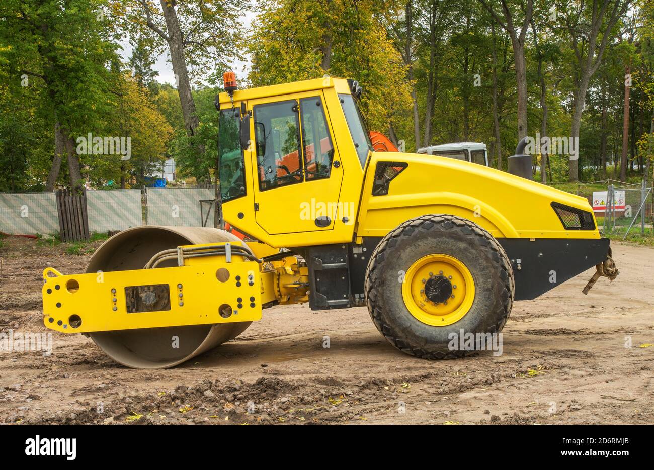 Vista del compattatore per terreno. Russia Foto Stock