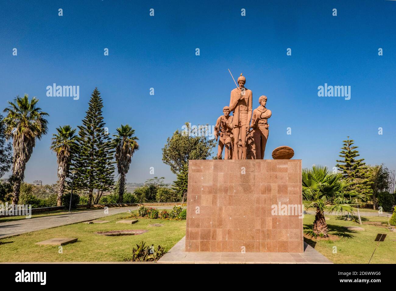 ETHOPIA, MEKELLE. Statue di combattenti per la libertà al monumento commemorativo di rMartyr in ricordo della guerra civile contro il dittatore Mengi Foto Stock