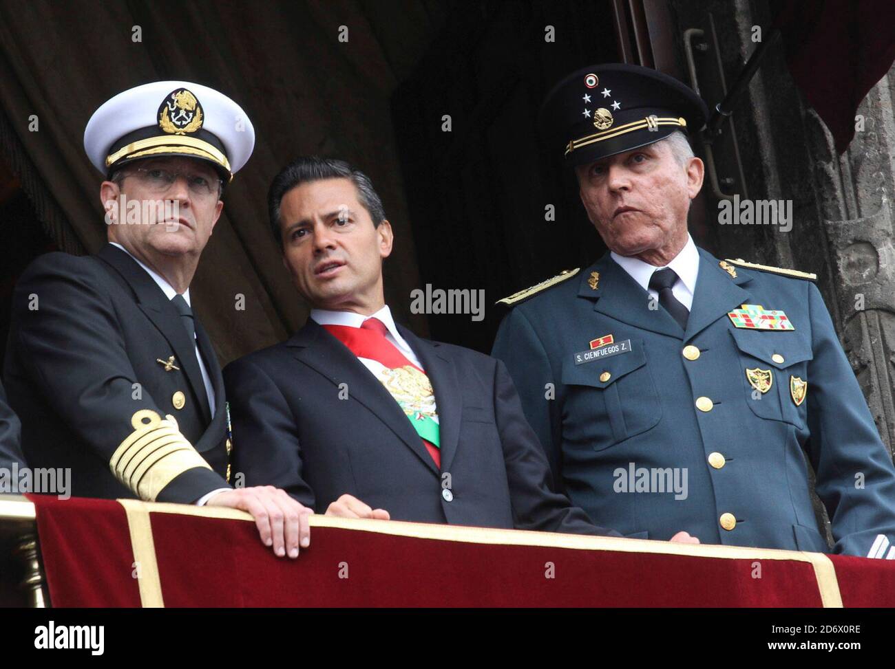 CITTÀ DEL MESSICO, MESSICO - SETTEMBRE 16: (Foto) Segretario della Difesa Nazionale Salvador Cienfuegos durante il III anniversario della 'Indipendenza del Messico'. Delegazioni straniere provenienti da Russia, Cina, Uruguay, Perù, Belize, tra le altre nazioni amichevoli hanno partecipato il 16 settembre 2013 a Città del Messico, Messico. *la corte per il distretto orientale di New York accusò Salvador Cienfuegos Zepeda, ex segretario della difesa del Messico, di aver presumibilmente abusato della sua posizione pubblica per aiutare un cartello messicano a trafficarsi migliaia di chilogrammi di cocaina, eroina, metanfetamina e marijuana verso gli Stati Uniti Foto Stock