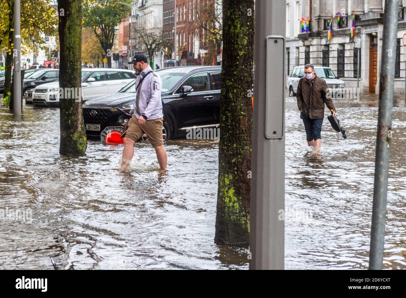 Cork, Irlanda. 20 Ott 2020. La città di Cork si è allagata questa mattina, con il South Mall e le basse banchine che portavano la punta delle acque alluvionali. Credit: AG News/Alamy Live News Foto Stock