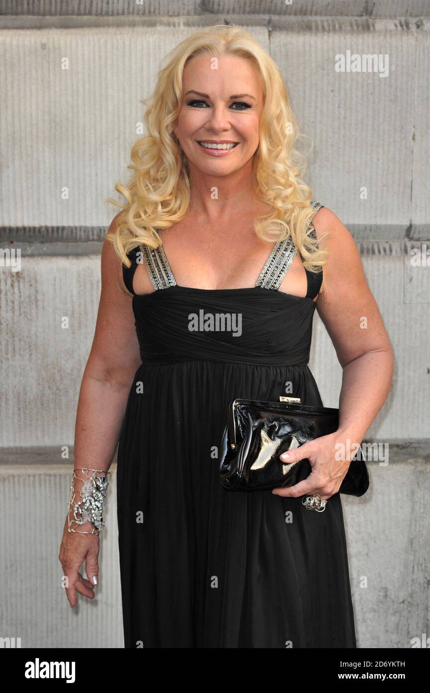 Pamela Stephenson-Connolly partecipa al Gala delle Donne per le Donne alla Banqueting House nel centro di Londra. Foto Stock