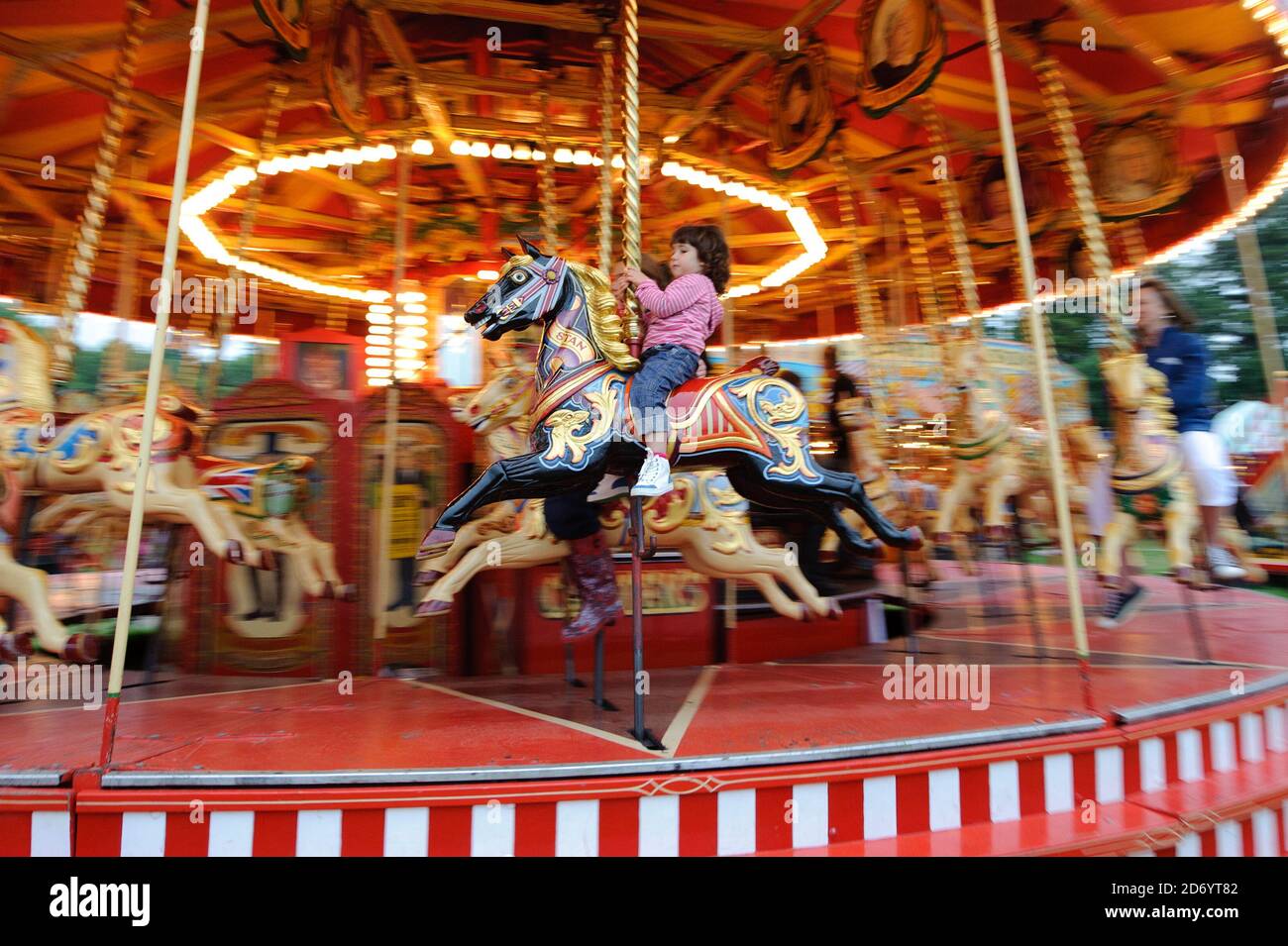 Giostre al festival Womad di Charlton Park, Wiltshire. Foto Stock