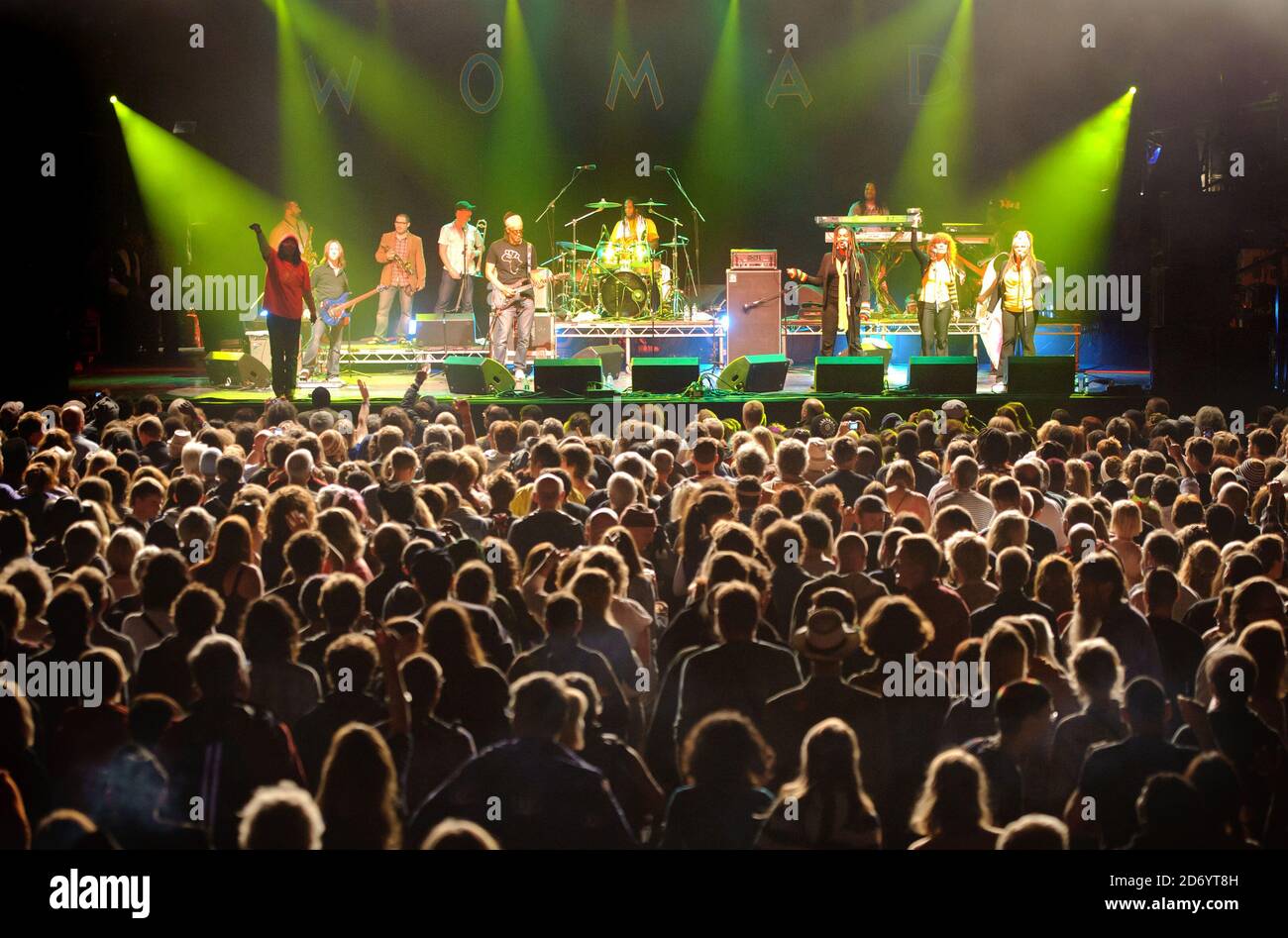 Alpha Blondy si esibisce al festival Womad di Charlton Park, Wiltshire. Foto Stock