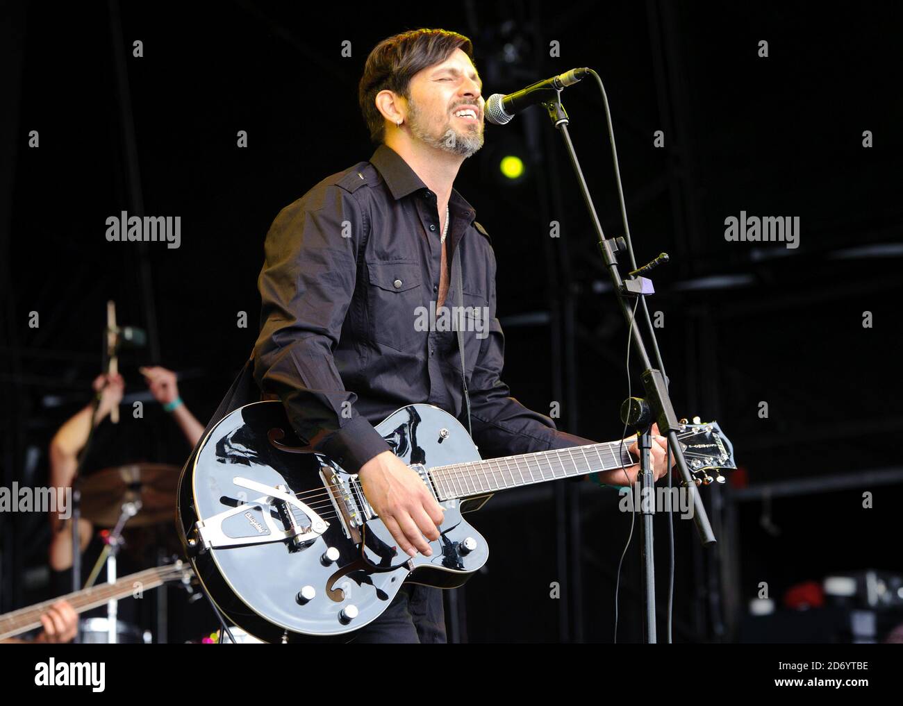 Nidi D'Arac si esibisce al festival Womad di Charlton Park, Wiltshire. Foto Stock