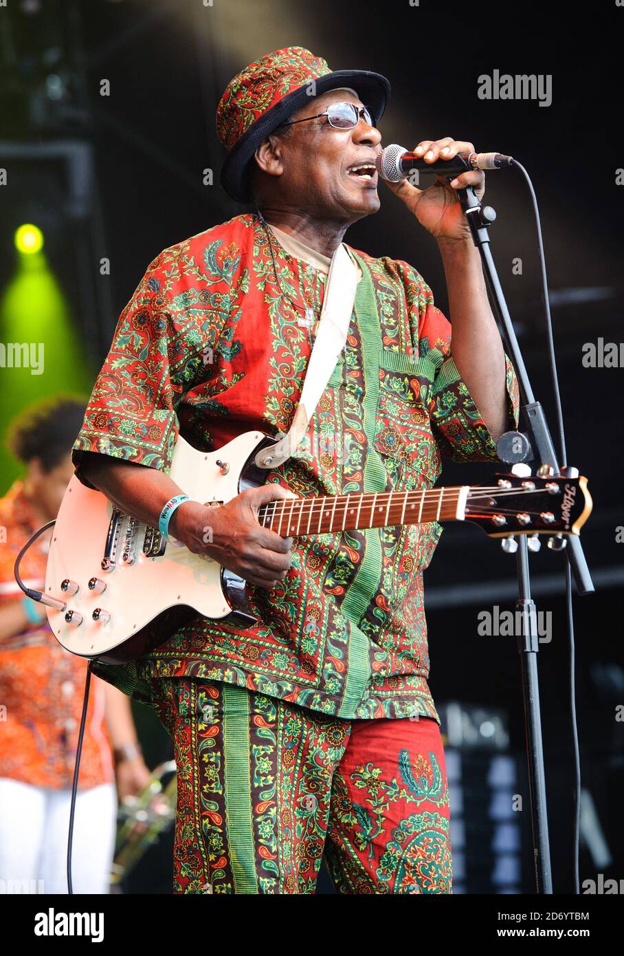 EBO Taylor si esibisce al festival Womad di Charlton Park, Wiltshire. Foto Stock