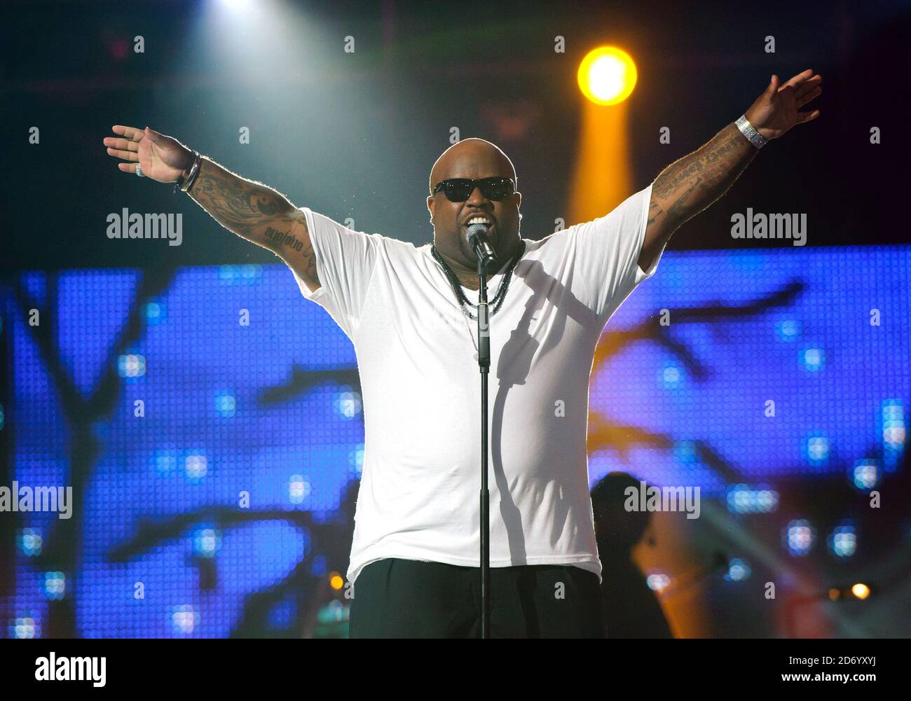 CEE lo Green si esibisce al concerto tributo Michael Forever Michael Jackson, tenuto al Millennium Stadium di Cardiff, Galles. Foto Stock