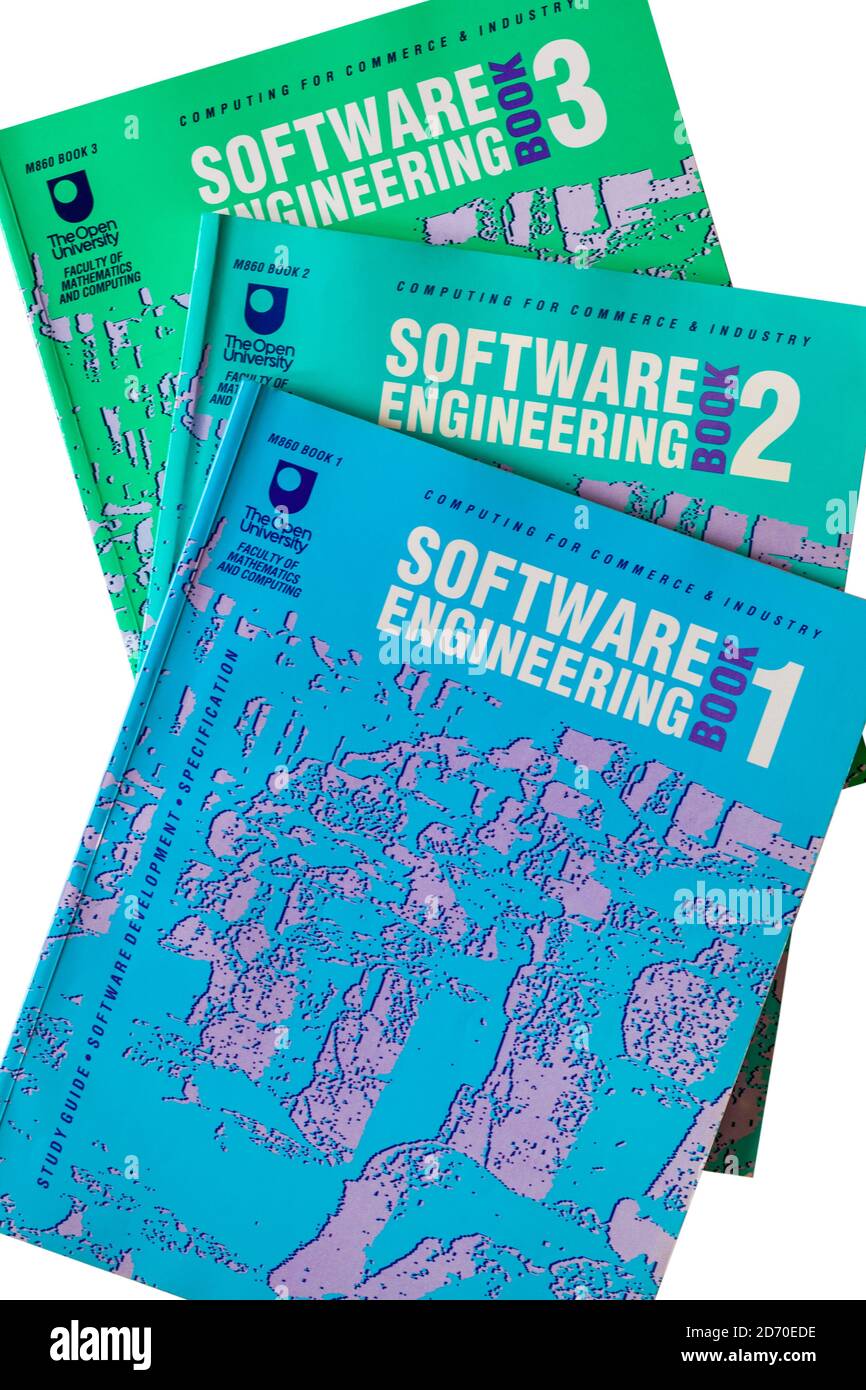 Set di libri Open University Software Engineering impostato su sfondo bianco Foto Stock