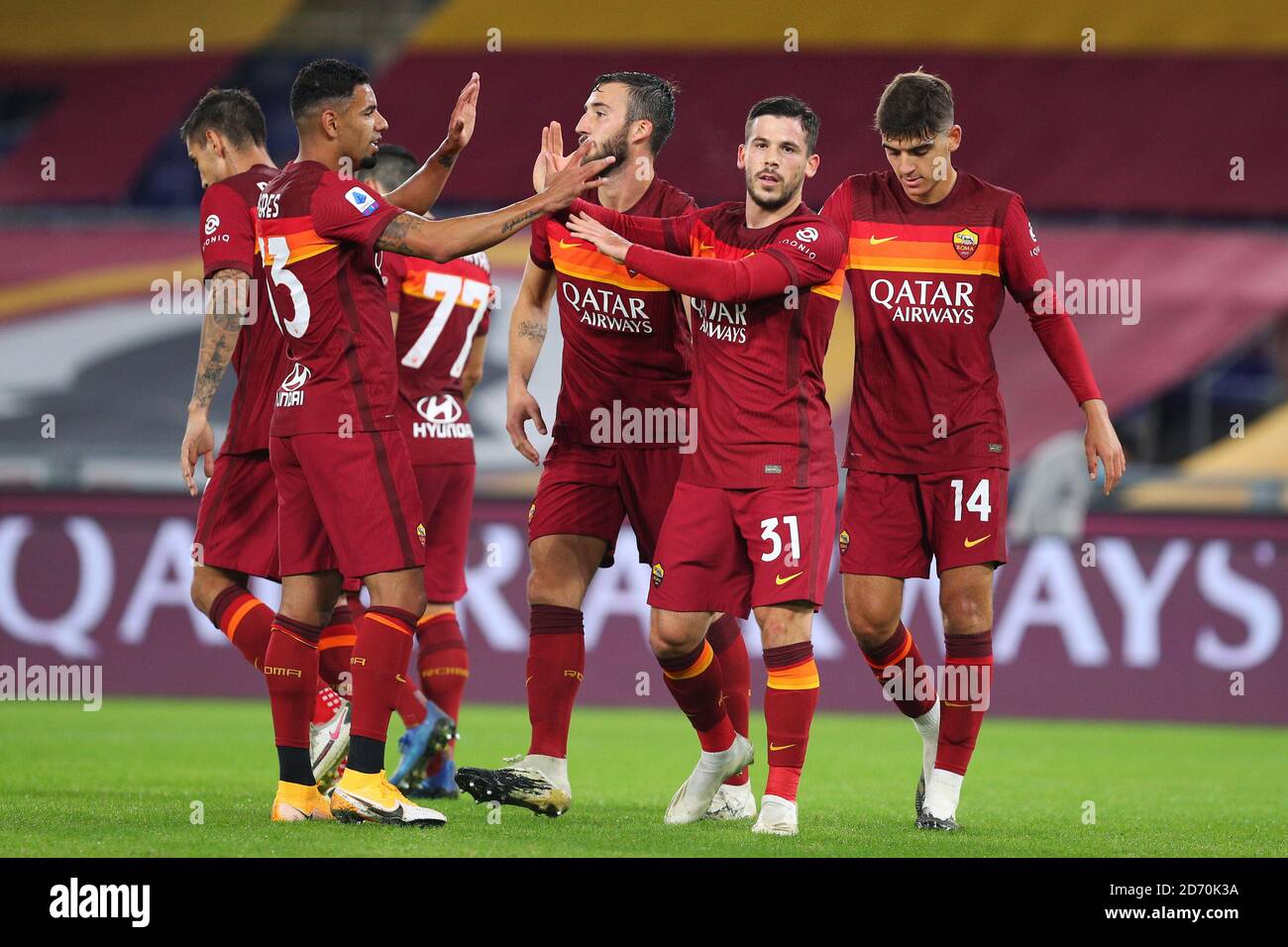 arles Perez di Roma festeggia con i suoi compagni di squadra dopo aver segnato 5-2 goal durante il campionato italiano Serie A Football Match Tra AS Roma e B. Foto Stock