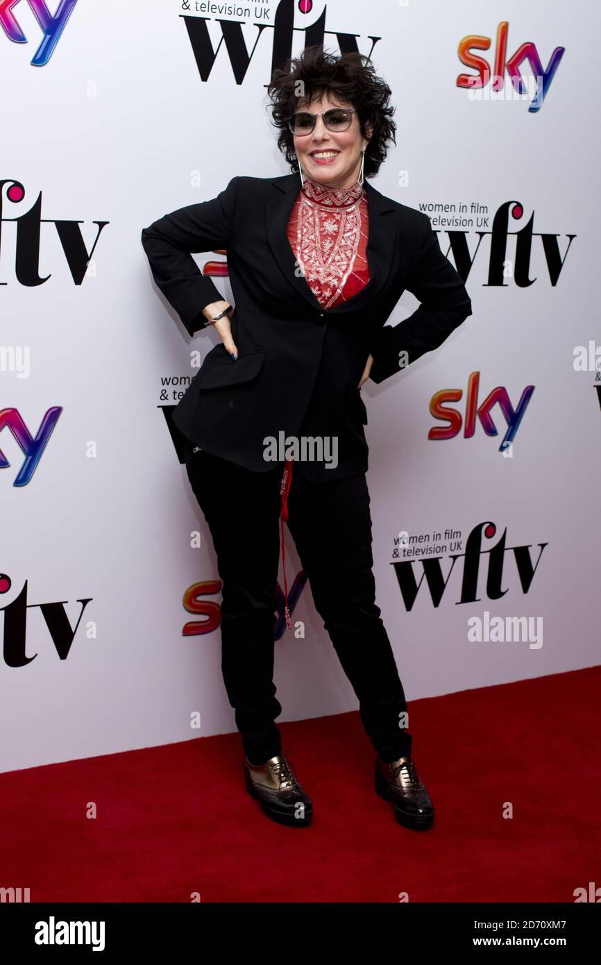 La cera di rubino partecipa ai Sky Women in TV Awards, all'Hilton Hotel di Londra. Foto Stock