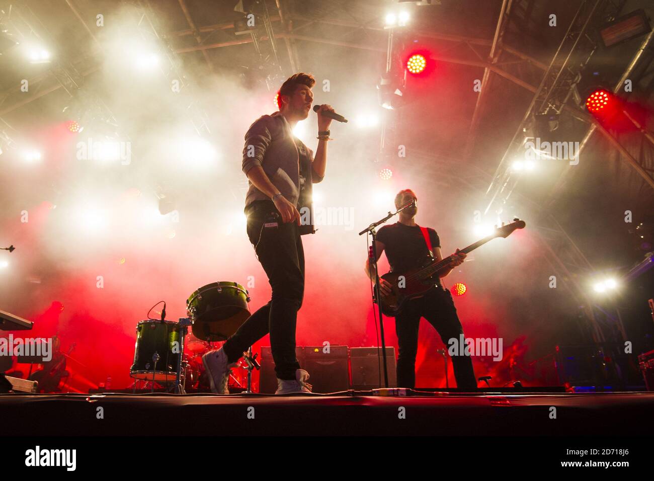 La Bastille si esibisce durante la Summer Series alla Somerset House, una serie di concerti a Londra. SOLO PER USO EDITORIALE. Foto Stock