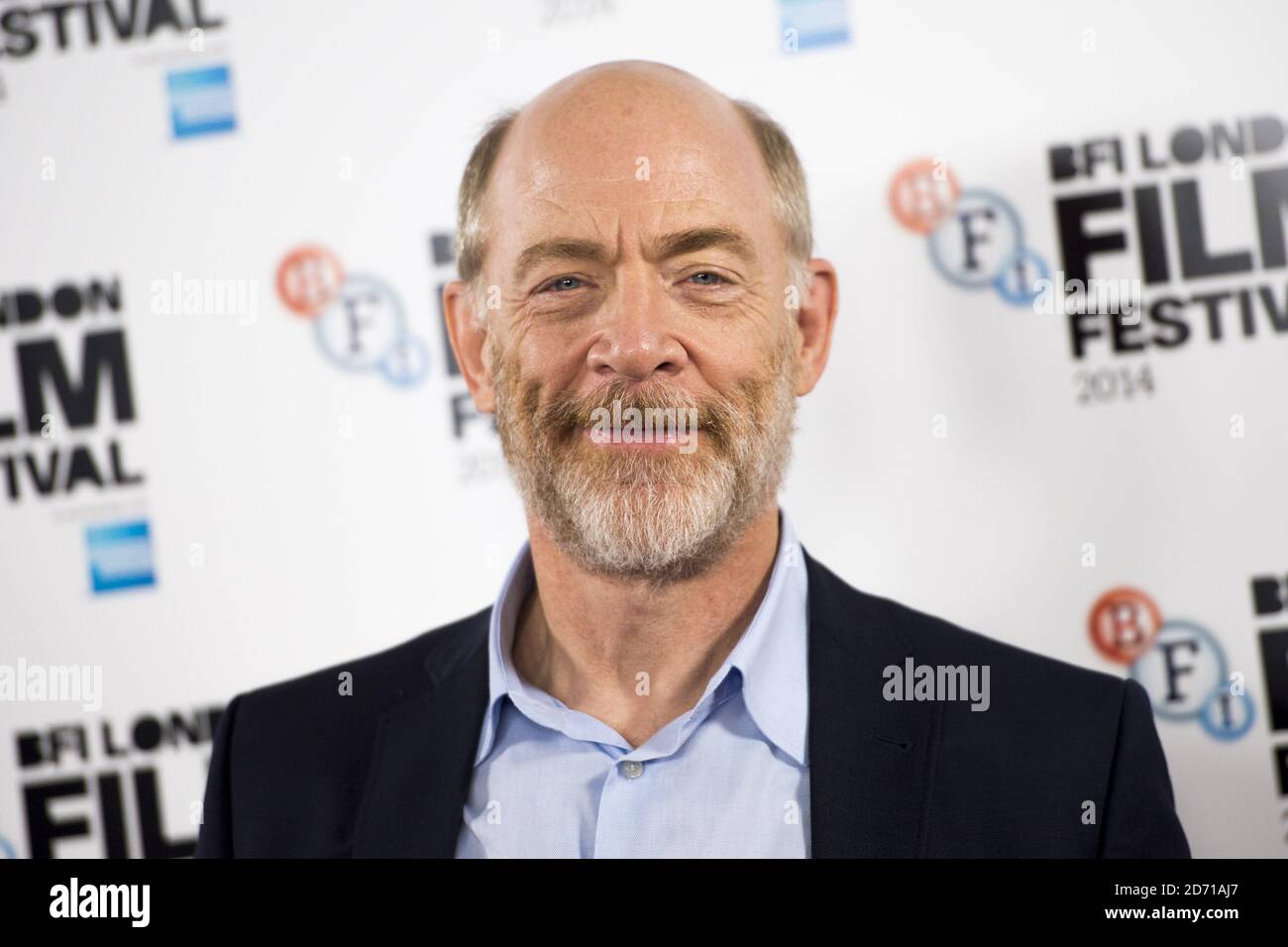 JK Simmons partecipa a una fotocellula per Whiplash, che si tiene presso l'hotel May Fair di Londra come parte del BFI London Film Festival. Foto Stock