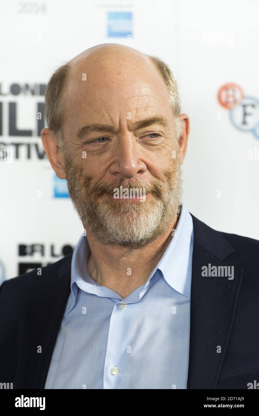 JK Simmons partecipa a una fotocellula per Whiplash, che si tiene presso l'hotel May Fair di Londra come parte del BFI London Film Festival. Foto Stock