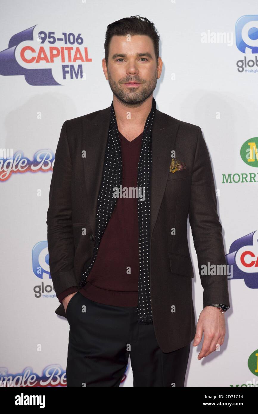 Dave Berry partecipa al Capital FM Jingle Bell Ball, presso l'arena O2 a East London. Foto Stock