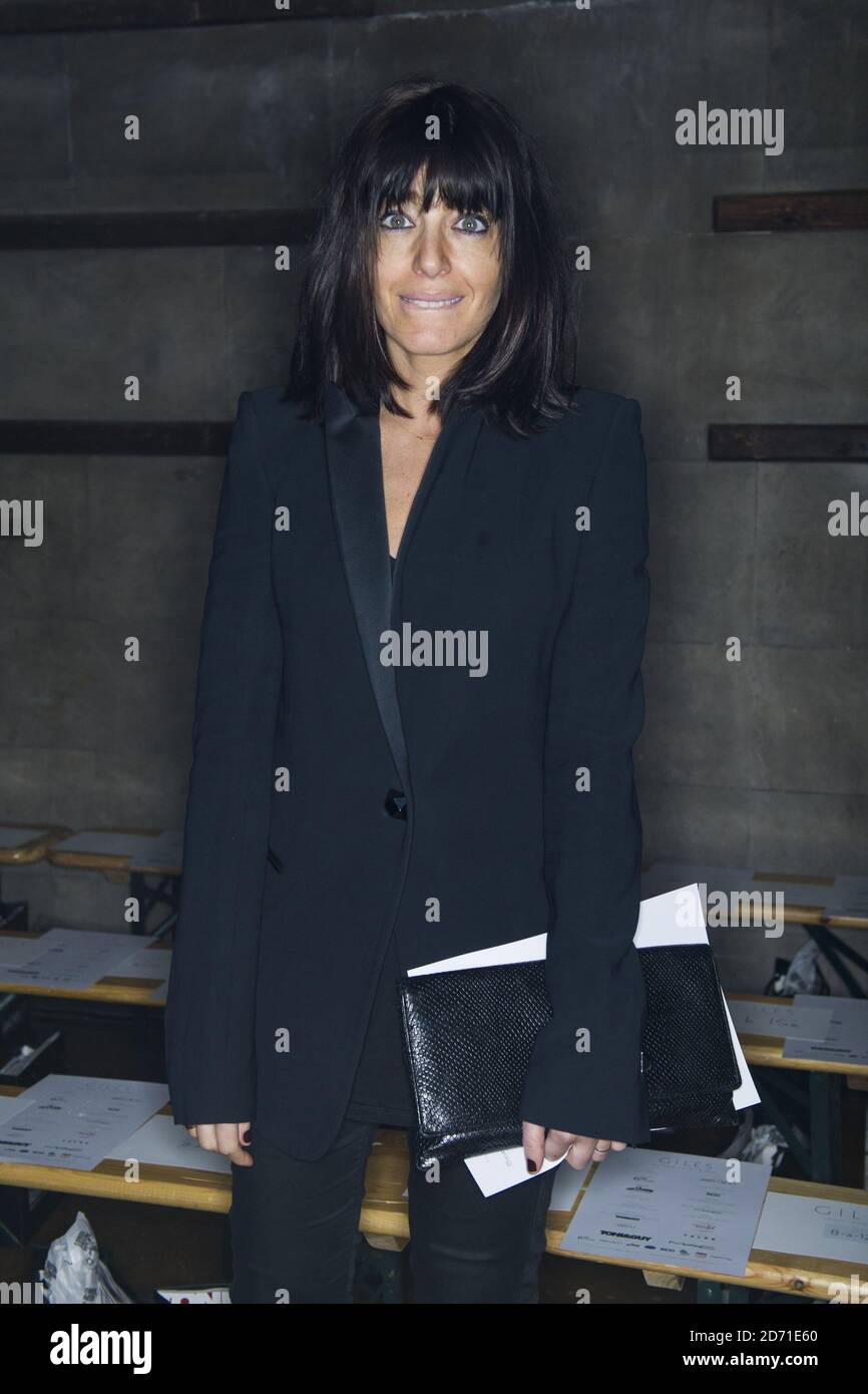 Claudia Winkleman partecipa alla sfilata di moda Giles, tenutasi presso il vecchio St Martin's College di Londra, nell'ambito della London Fashion Week Autunno-Inverno 2015 Foto Stock