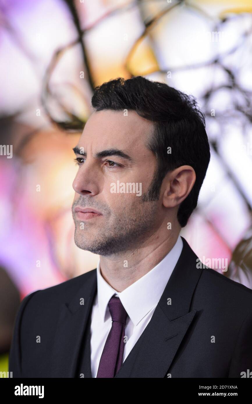 Sacha Baron Cohen partecipa all'Alice attraverso la prima europea Looking Glass, all'Odeon Leicester Square, Londra Foto Stock