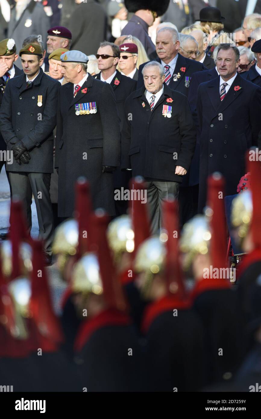 I veterani che partecipano al servizio annuale della domenica della memoria al memoriale Cenotaph di Whitehall, nel centro di Londra, hanno tenuto un tributo ai membri delle forze armate che sono morti in grandi conflitti. Data immagine: Domenica 13 novembre 2016. Il credito fotografico dovrebbe essere: Matt Crossick/ EMPICS Entertainment. Foto Stock